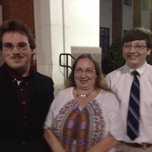 Meet your Posher, Suzanne